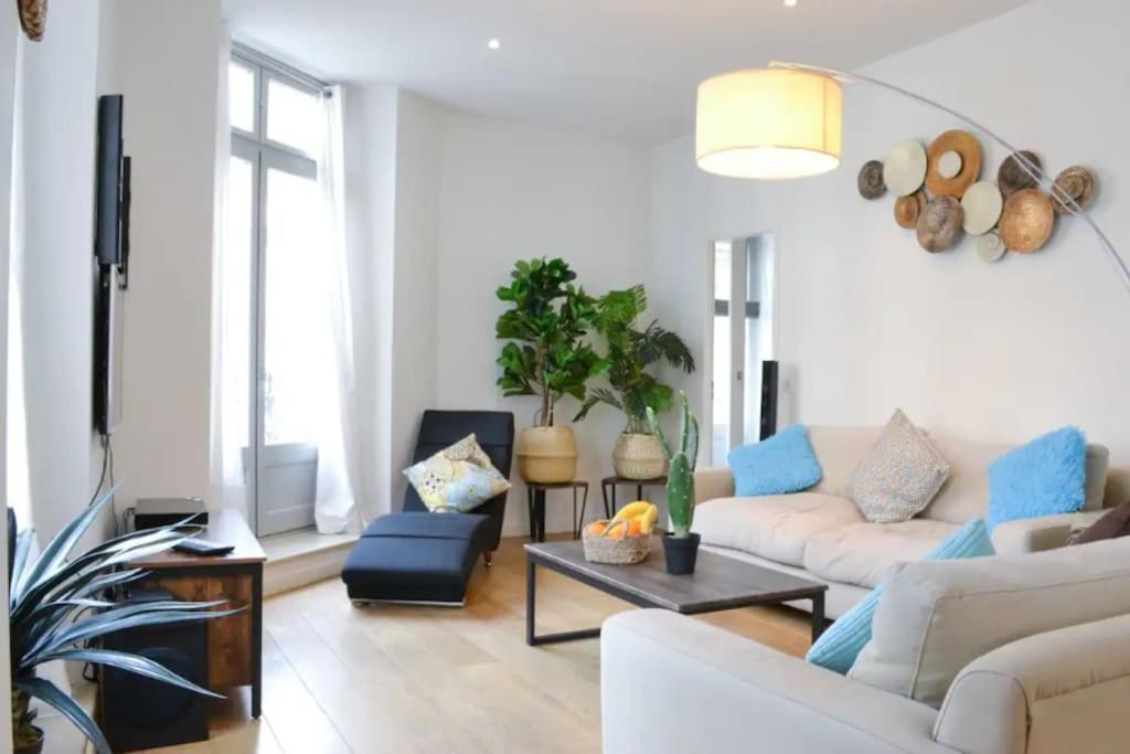 Appartement Centre-Ville Spacieux, Elegant / Climatisation Montpellier Luaran gambar